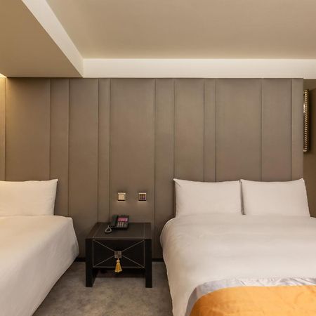 Ren Mei Fashion Hotel Taichung Dış mekan fotoğraf