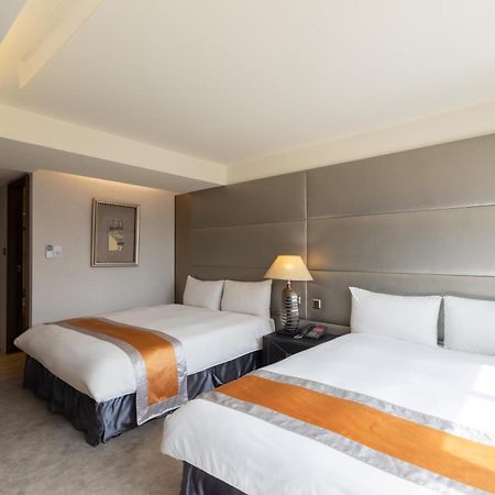 Ren Mei Fashion Hotel Taichung Dış mekan fotoğraf