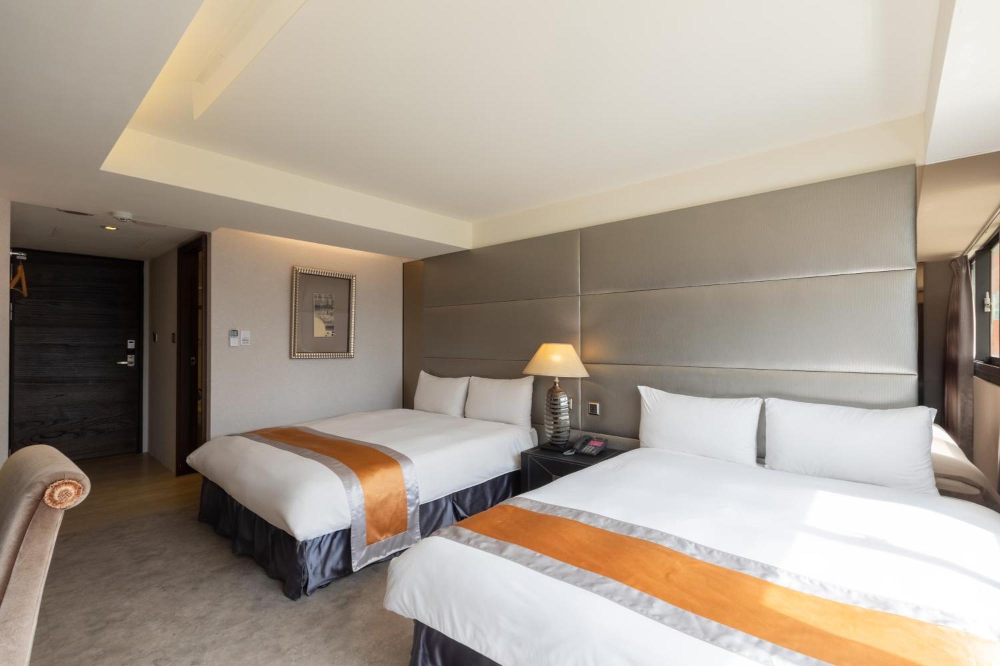 Ren Mei Fashion Hotel Taichung Dış mekan fotoğraf