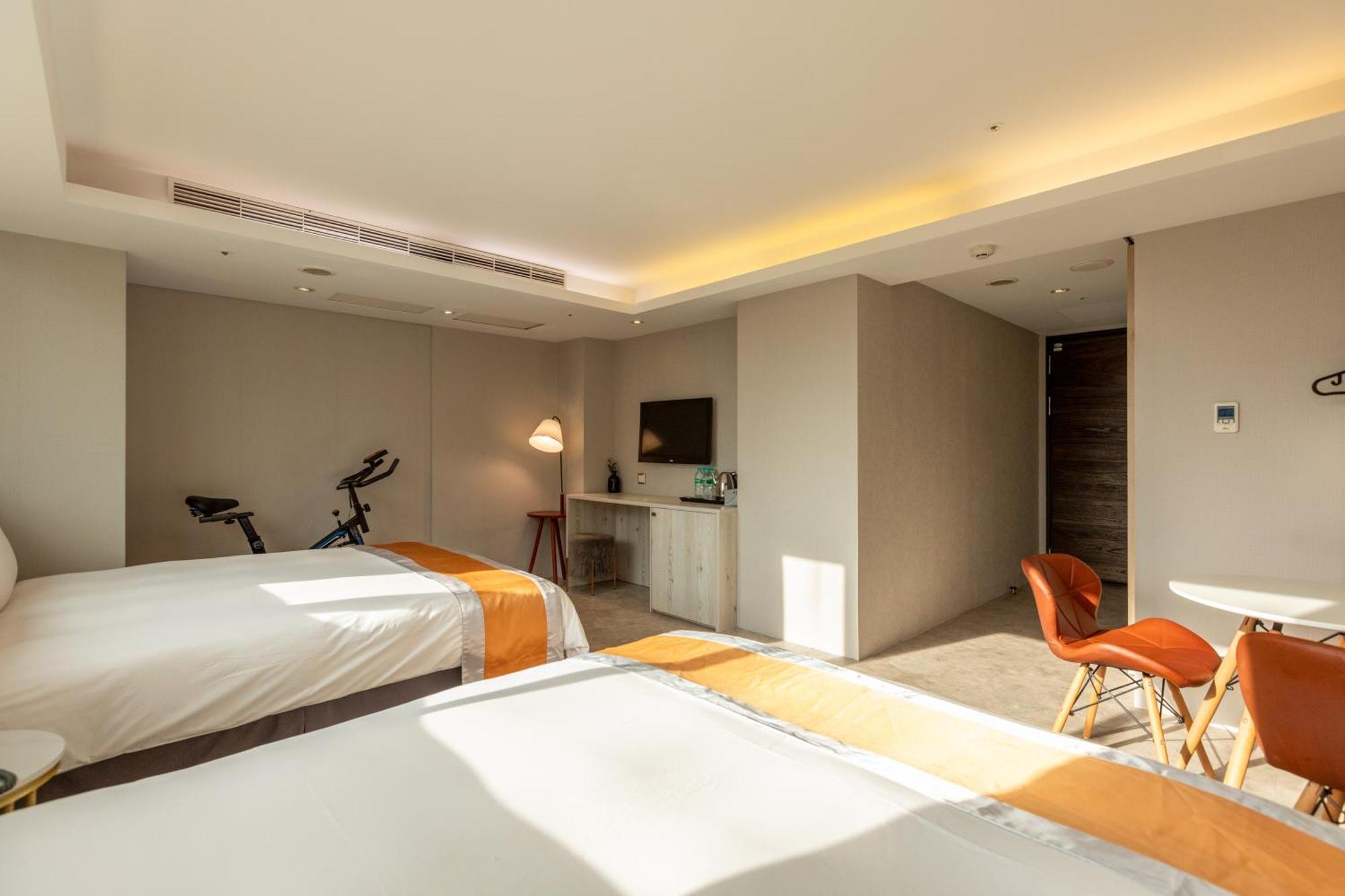 Ren Mei Fashion Hotel Taichung Oda fotoğraf