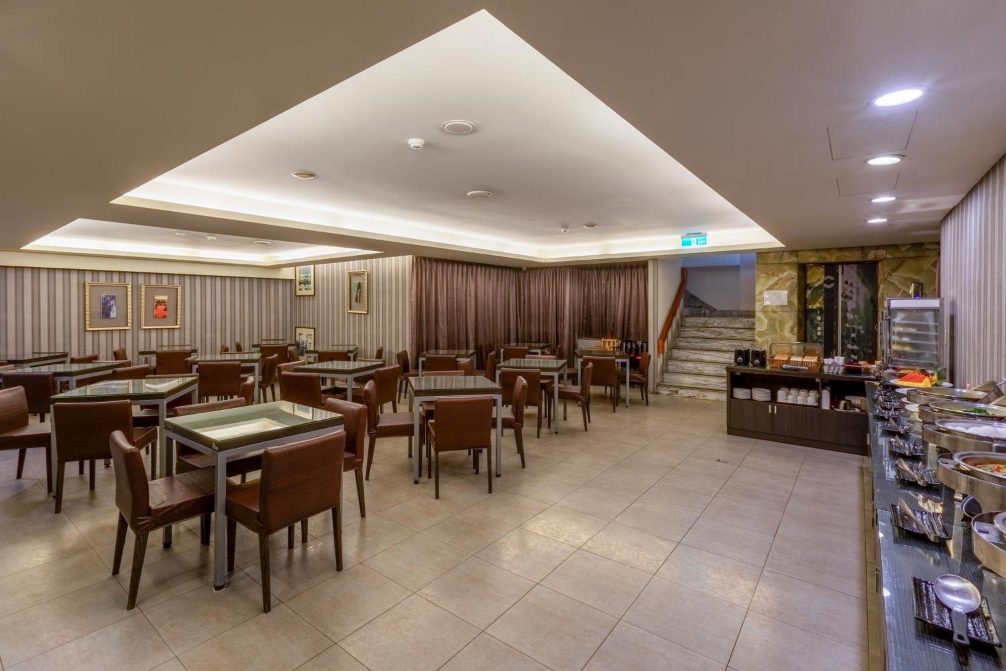 Ren Mei Fashion Hotel Taichung Dış mekan fotoğraf