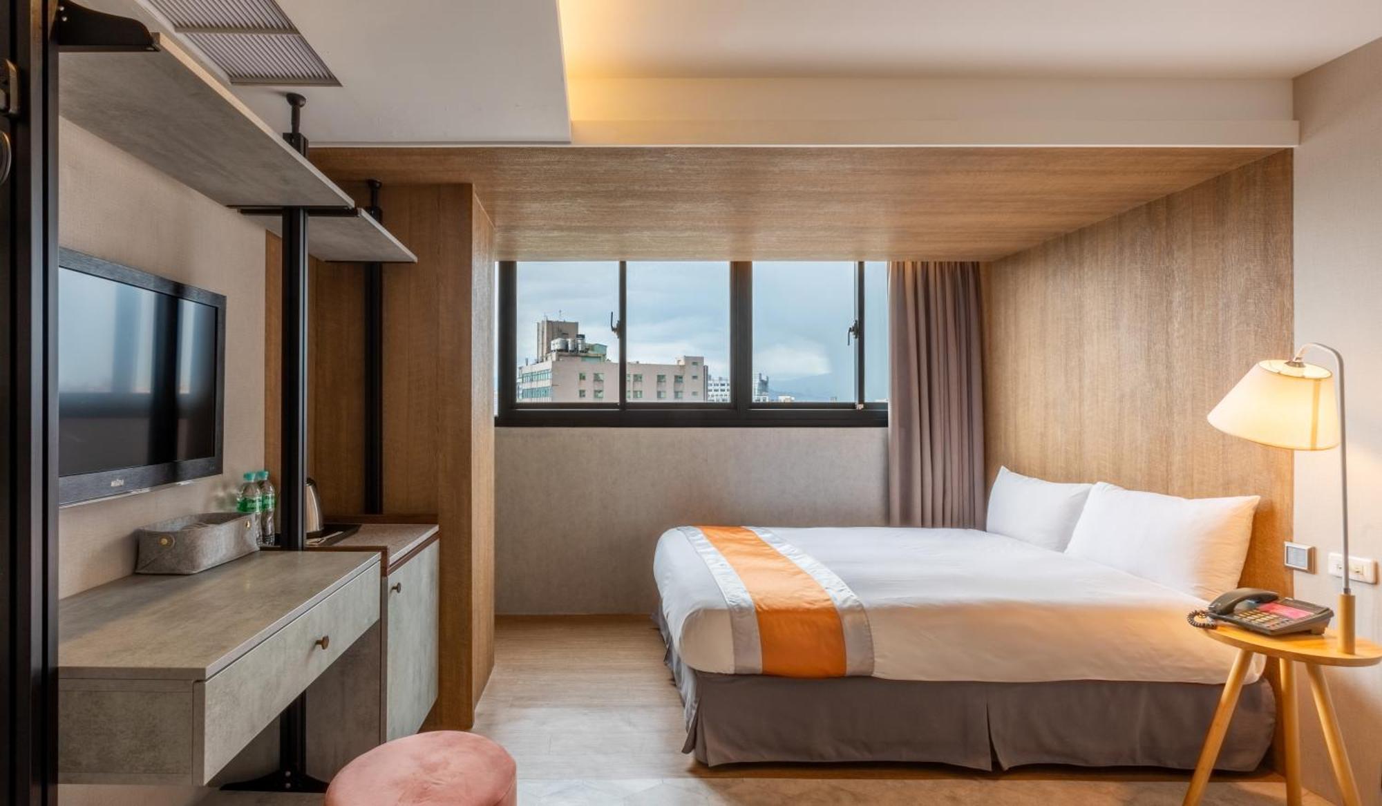 Ren Mei Fashion Hotel Taichung Dış mekan fotoğraf