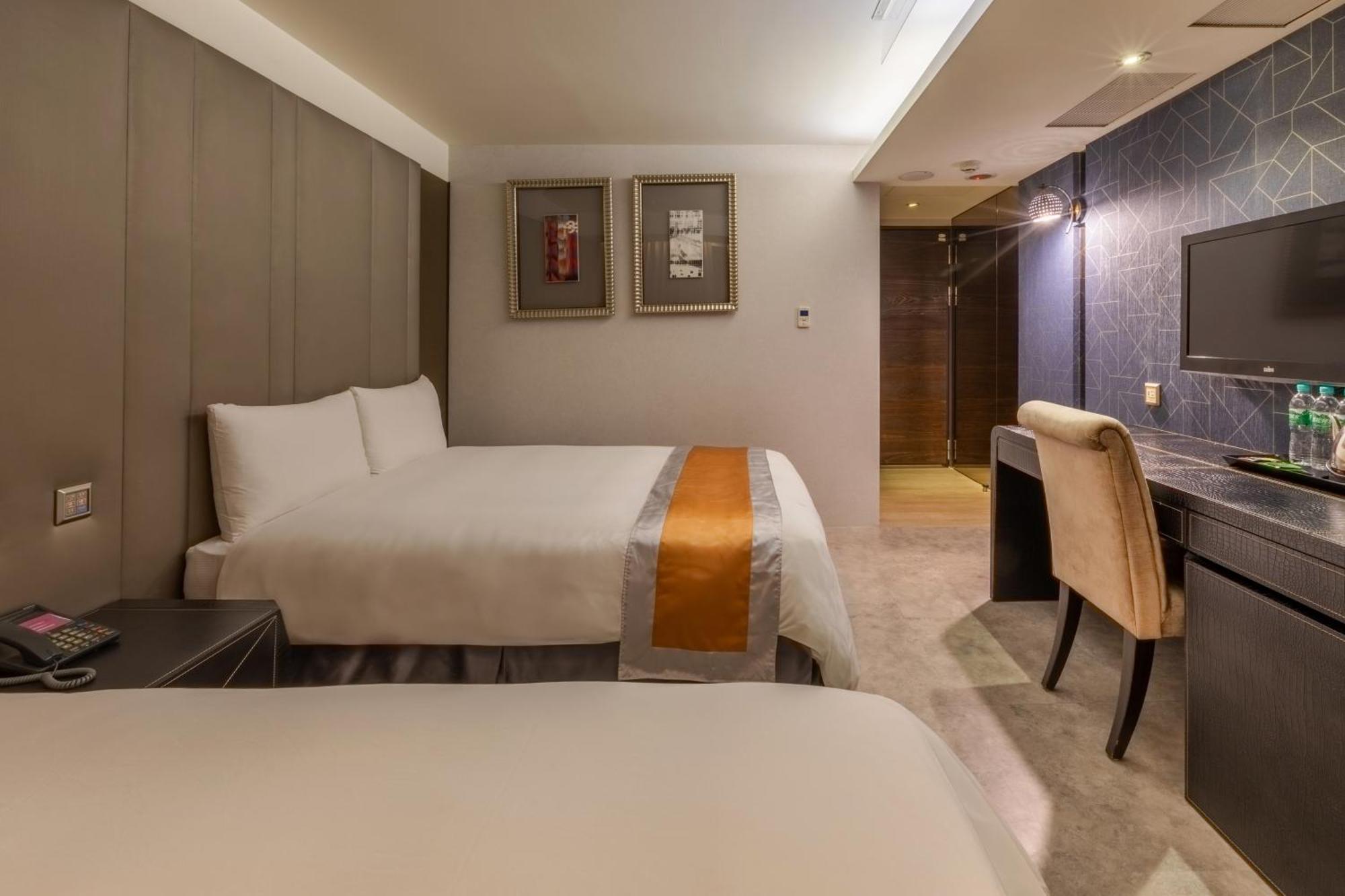 Ren Mei Fashion Hotel Taichung Oda fotoğraf