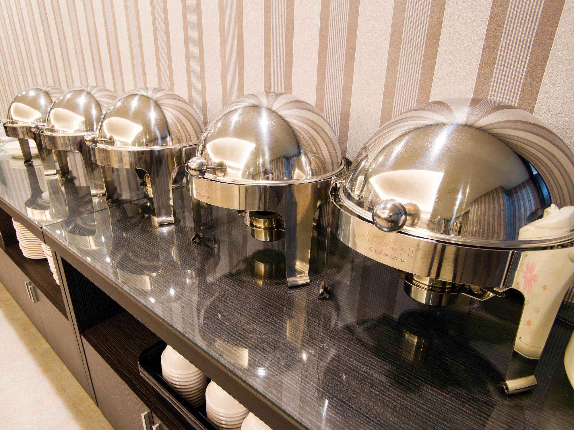 Ren Mei Fashion Hotel Taichung Dış mekan fotoğraf