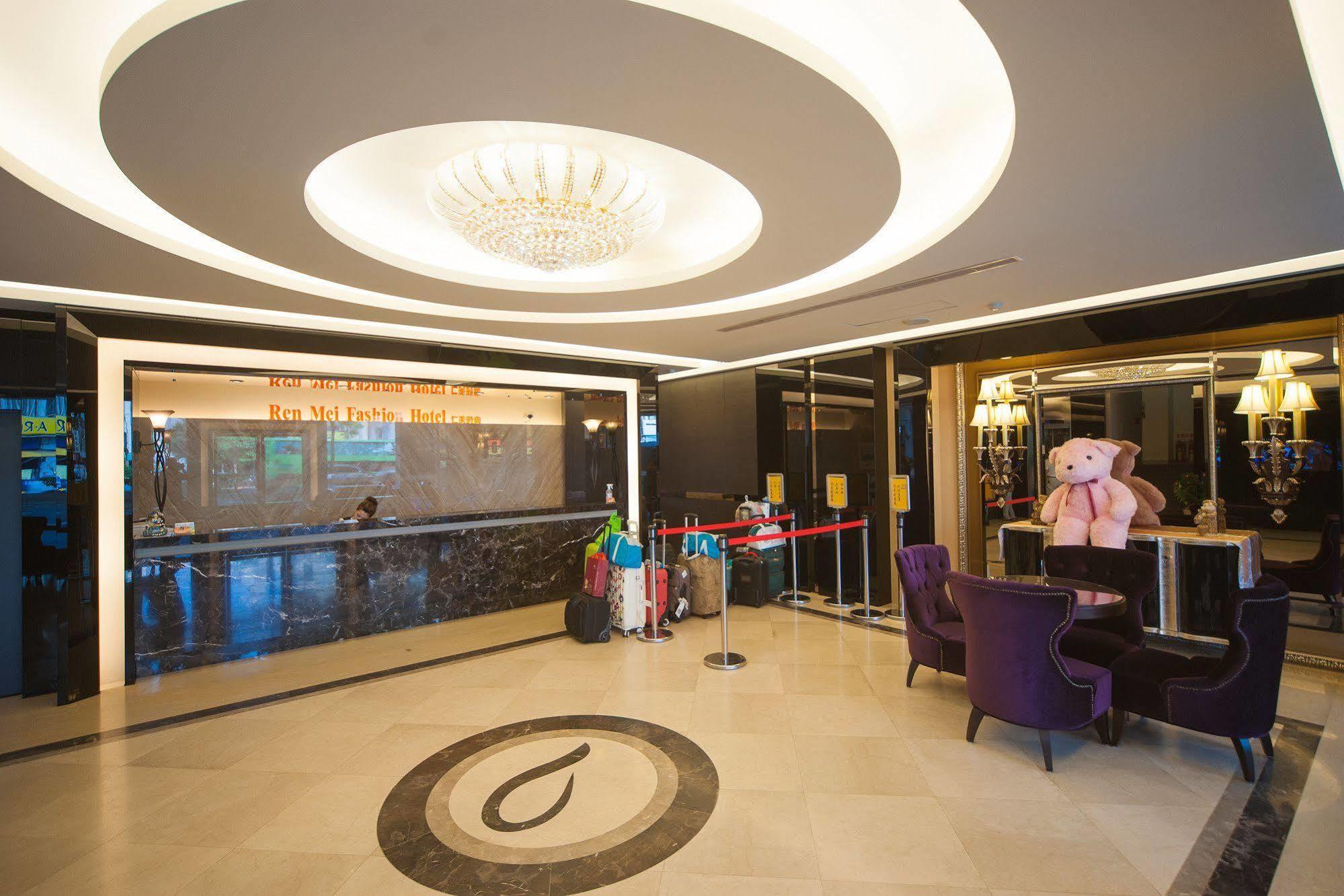 Ren Mei Fashion Hotel Taichung Dış mekan fotoğraf